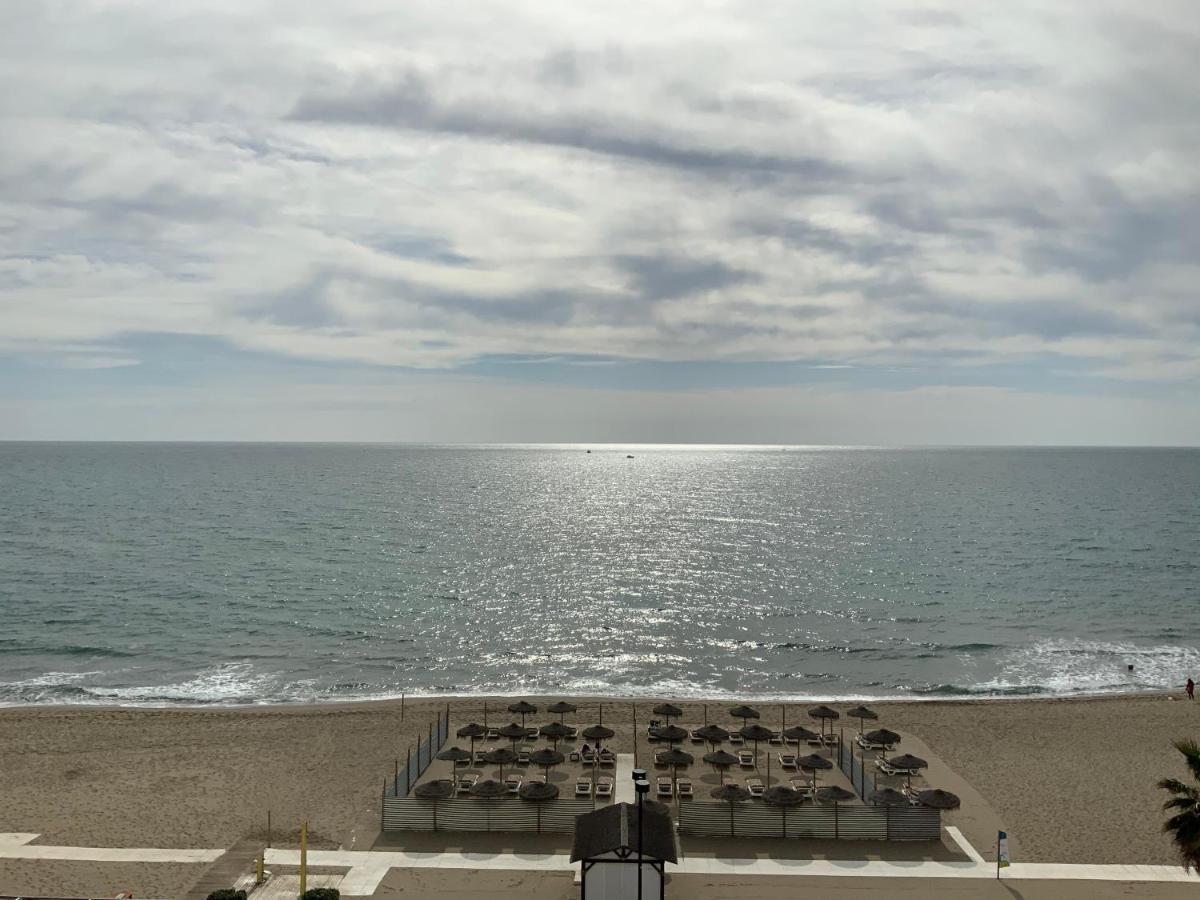 Apartamento En Primera Linea/Beachfront Apartment Фуэнхирола Экстерьер фото