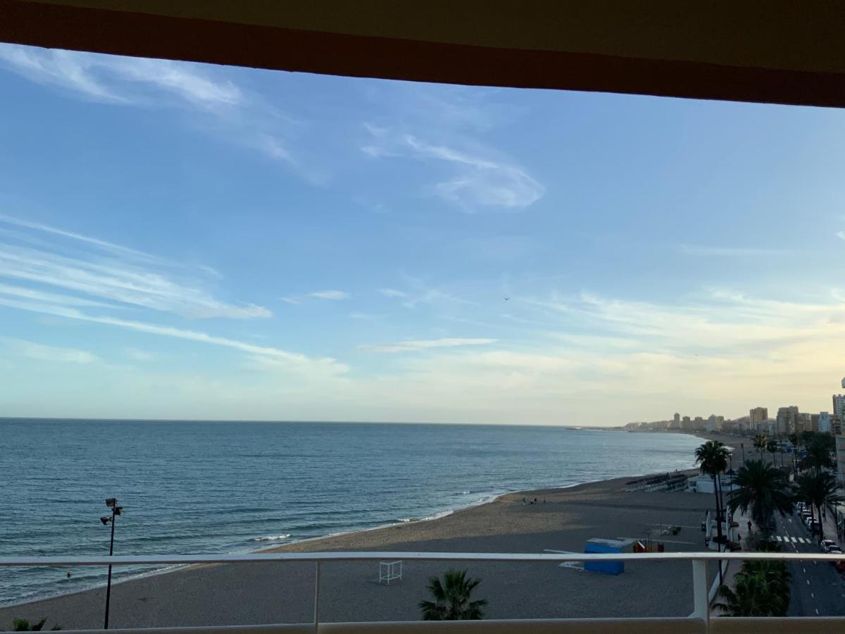 Apartamento En Primera Linea/Beachfront Apartment Фуэнхирола Экстерьер фото