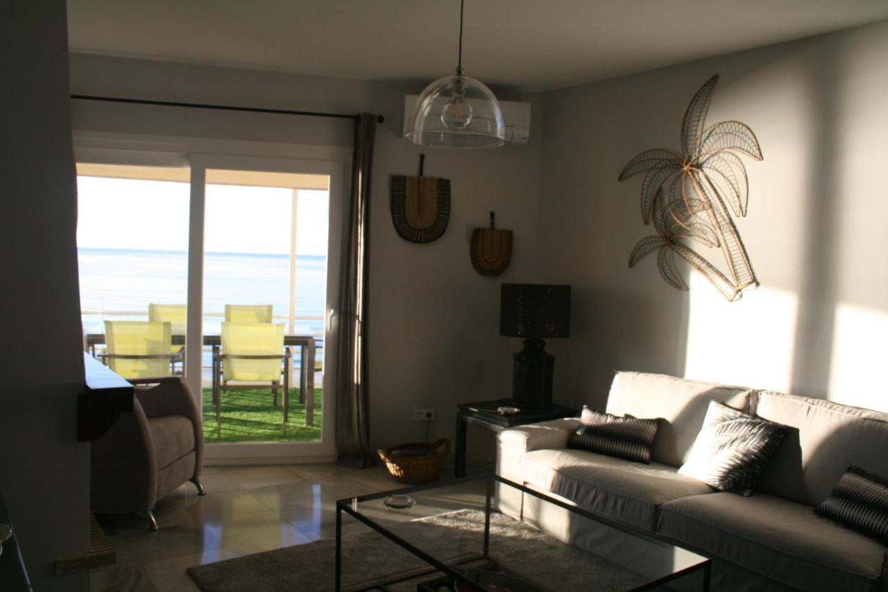 Apartamento En Primera Linea/Beachfront Apartment Фуэнхирола Экстерьер фото