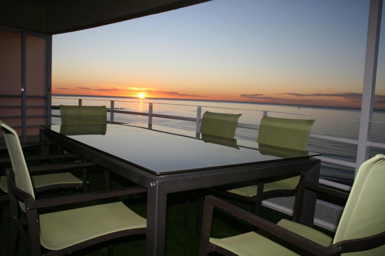 Apartamento En Primera Linea/Beachfront Apartment Фуэнхирола Экстерьер фото