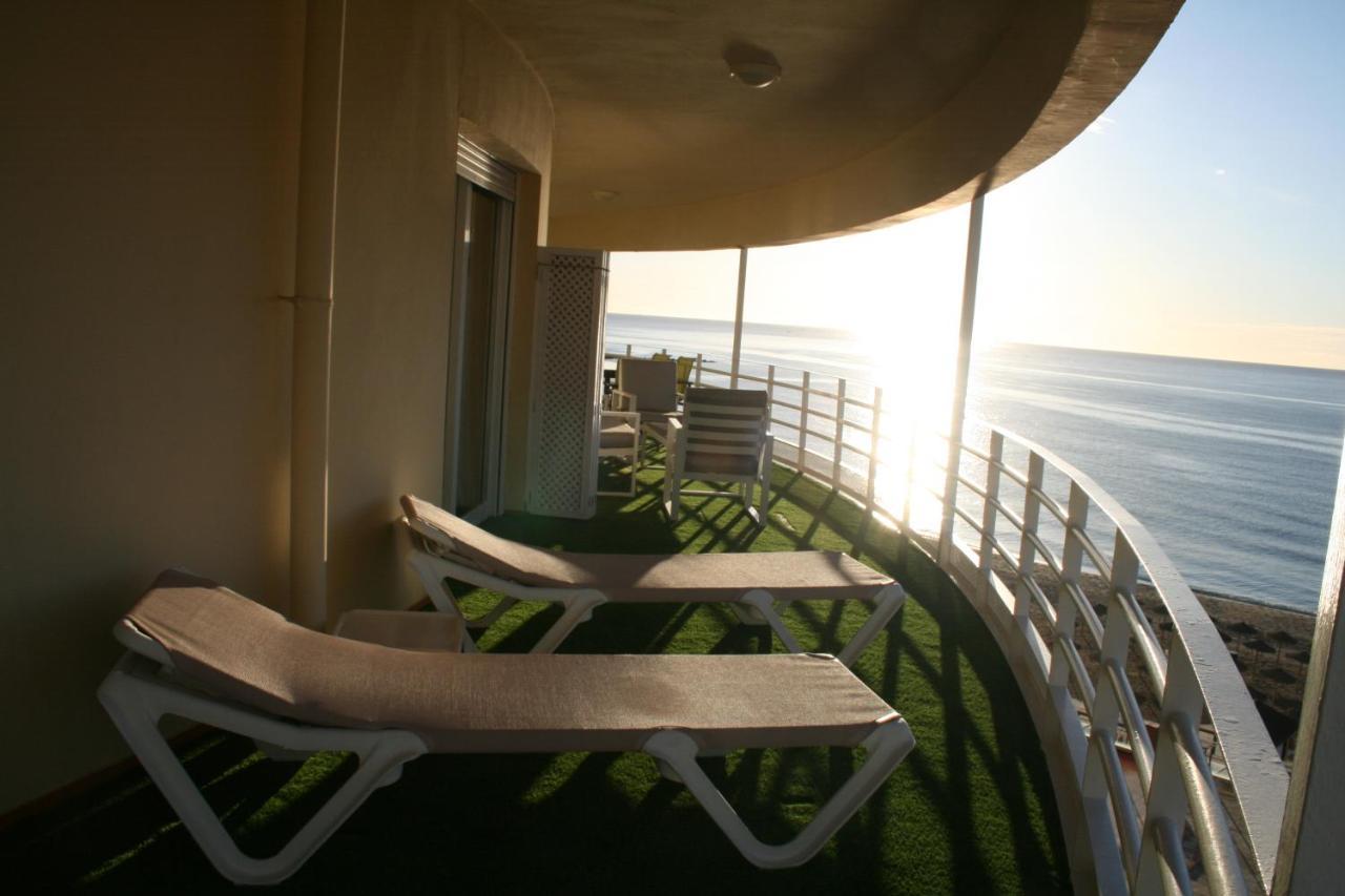 Apartamento En Primera Linea/Beachfront Apartment Фуэнхирола Экстерьер фото