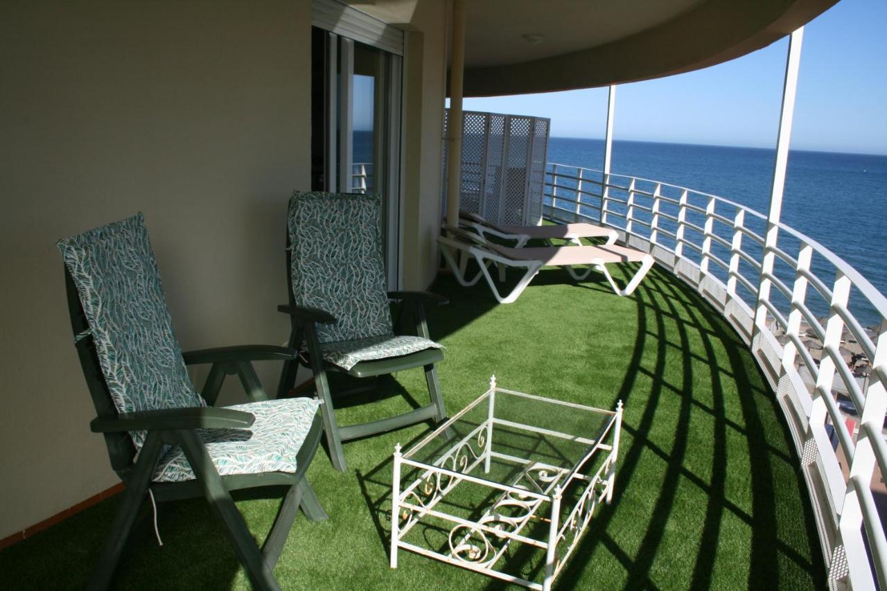 Apartamento En Primera Linea/Beachfront Apartment Фуэнхирола Экстерьер фото