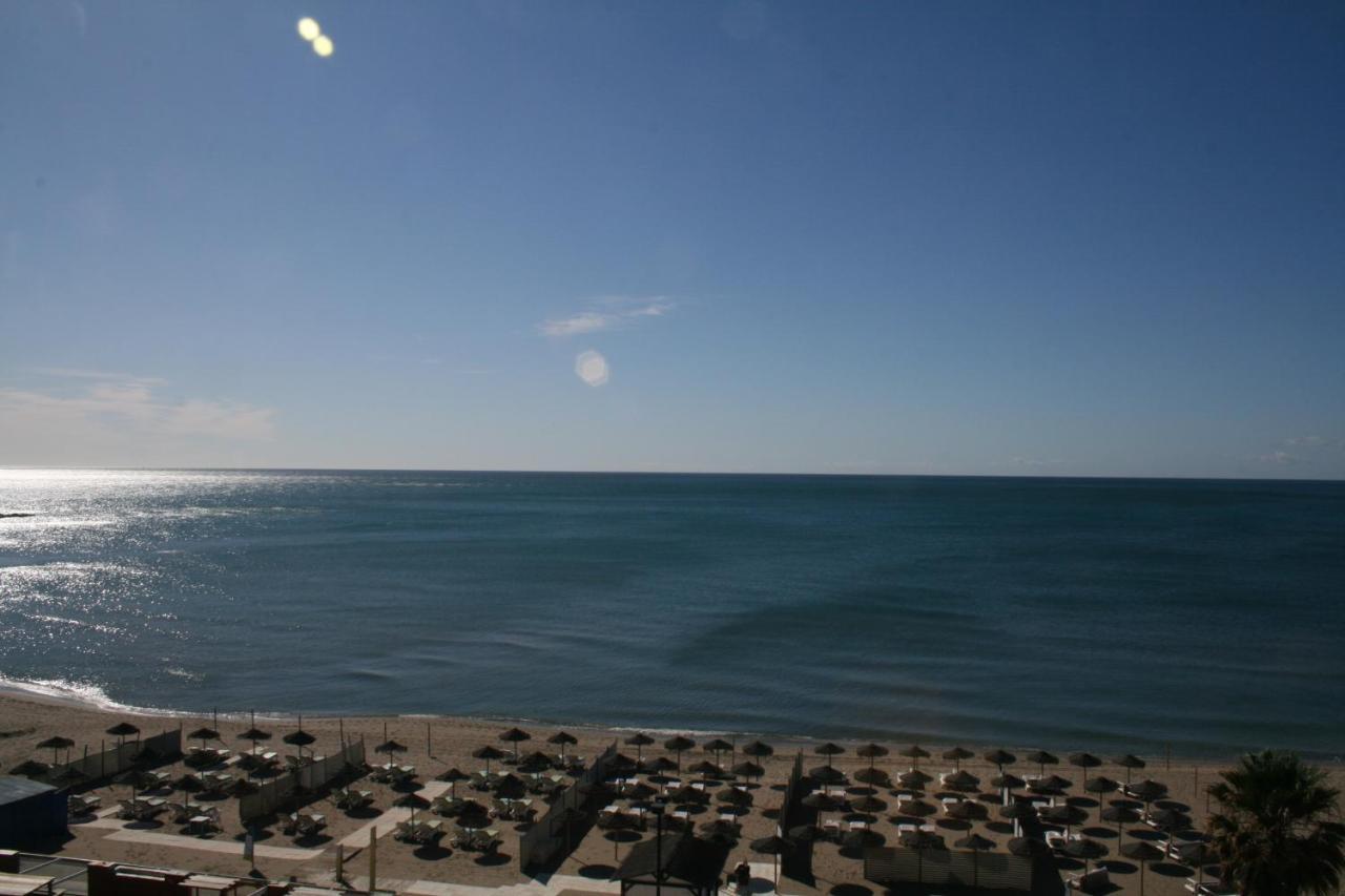 Apartamento En Primera Linea/Beachfront Apartment Фуэнхирола Экстерьер фото