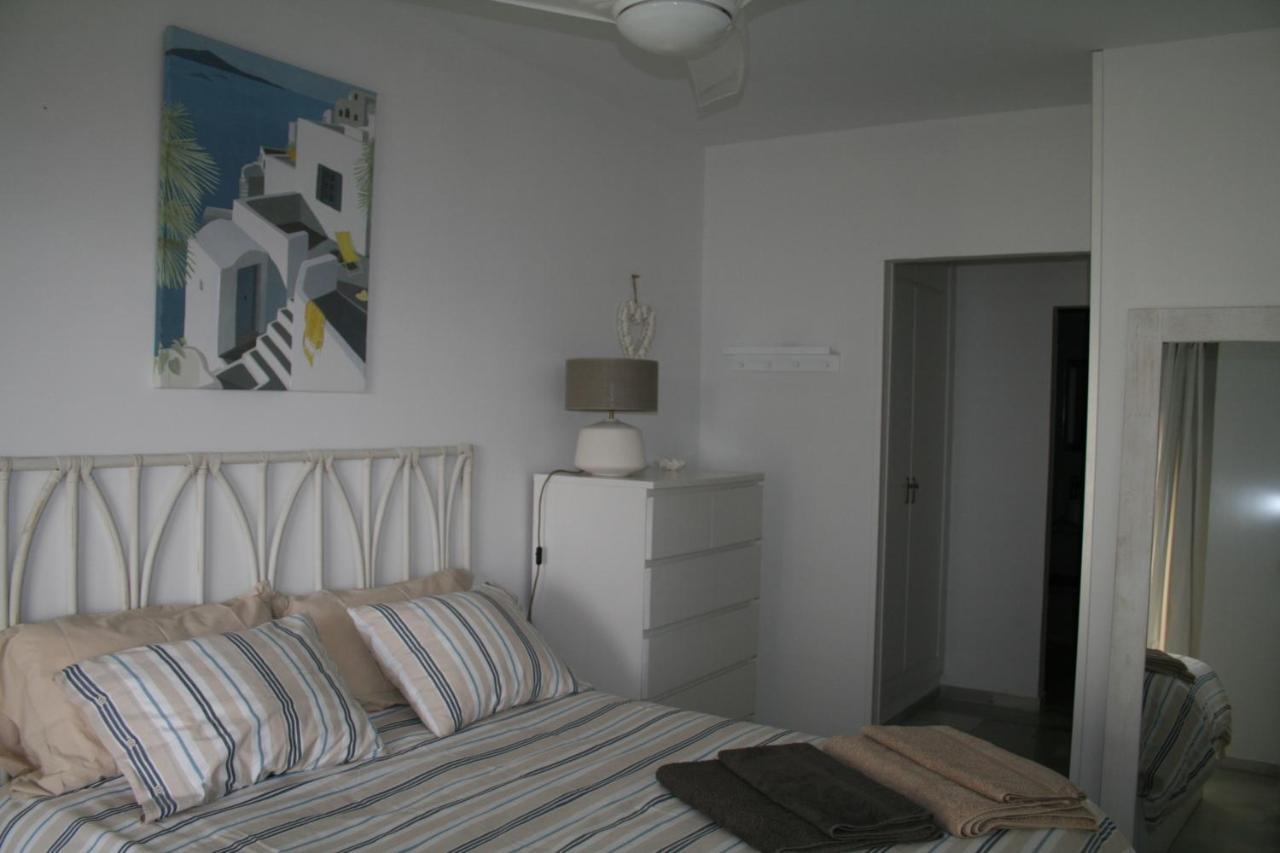 Apartamento En Primera Linea/Beachfront Apartment Фуэнхирола Экстерьер фото