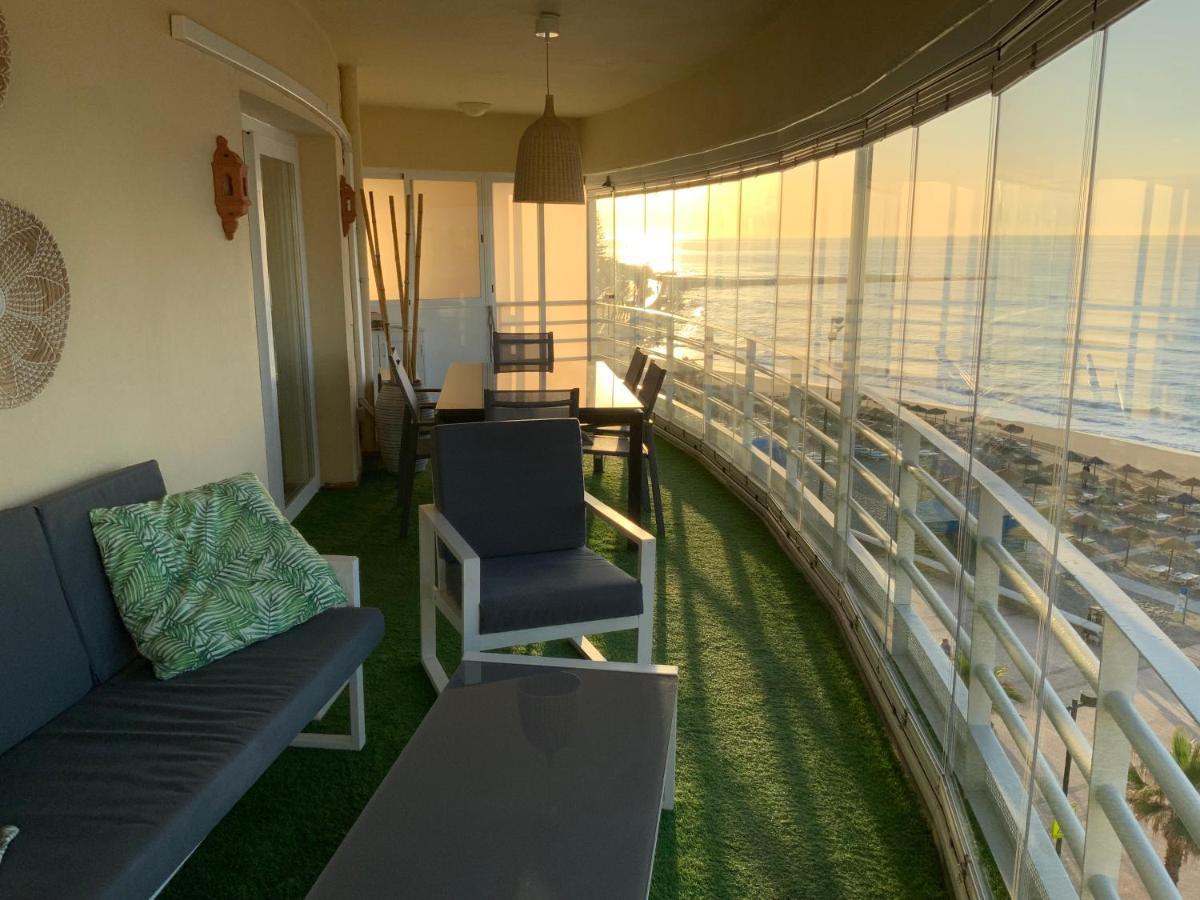 Apartamento En Primera Linea/Beachfront Apartment Фуэнхирола Экстерьер фото